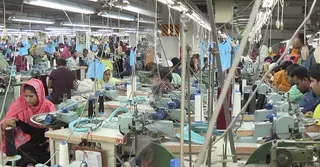 জ্বালানি সংকটে উৎপাদন ব্যাহত; ভারতমুখী হচ্ছে রপ্তানি অর্ডার